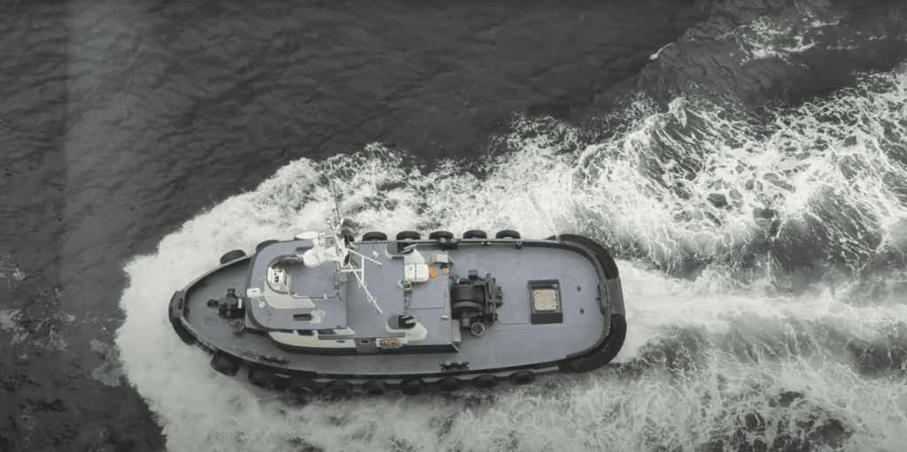 Un remorqueur utilisé à Skagway en Alaska pour transférer le pilote au navire de croisière Serenade of the Seas