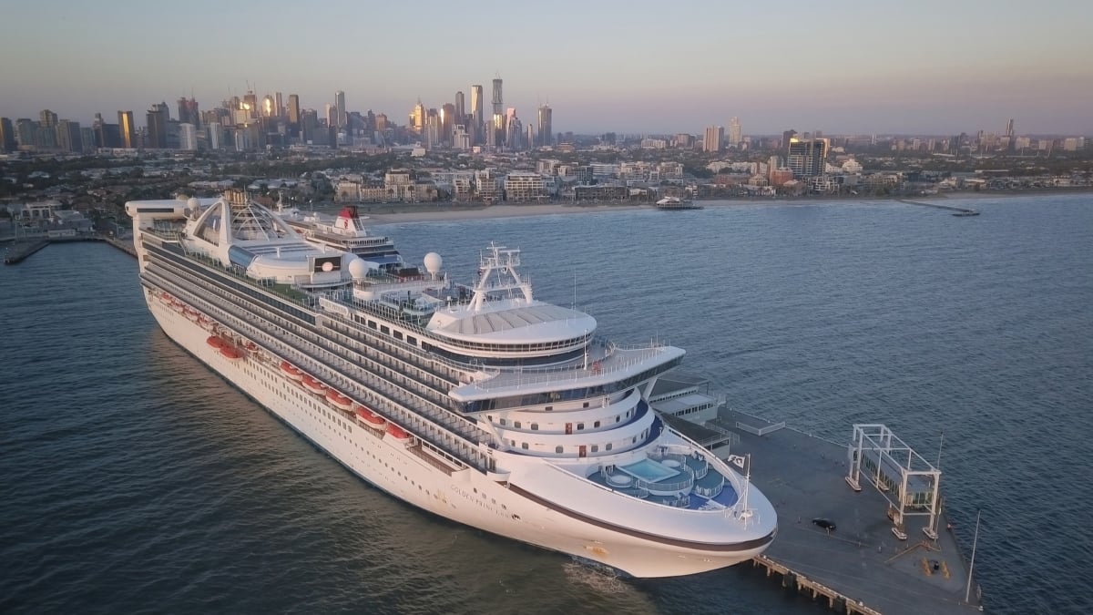 Golden Princess a accosté au port de croisière de Melbourne avant une augmentation de quinze pour cent des taxes portuaires